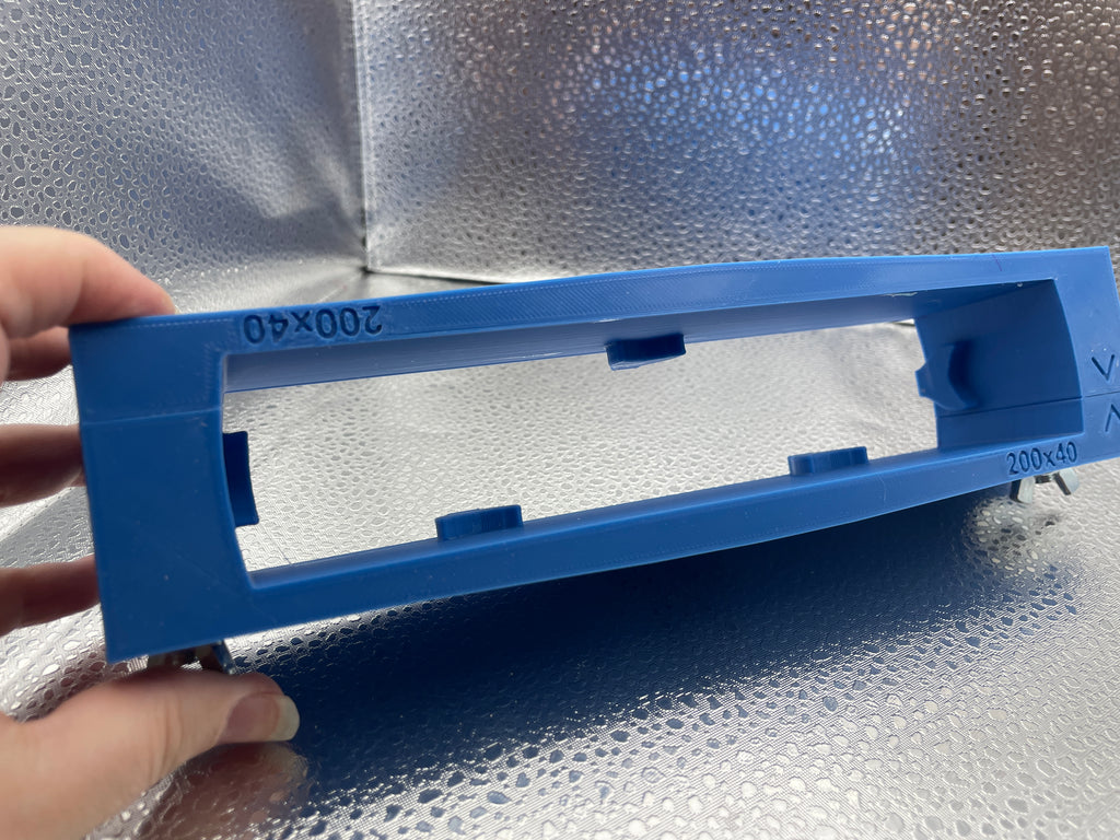 Hotdog Mold Housing with Key Slots