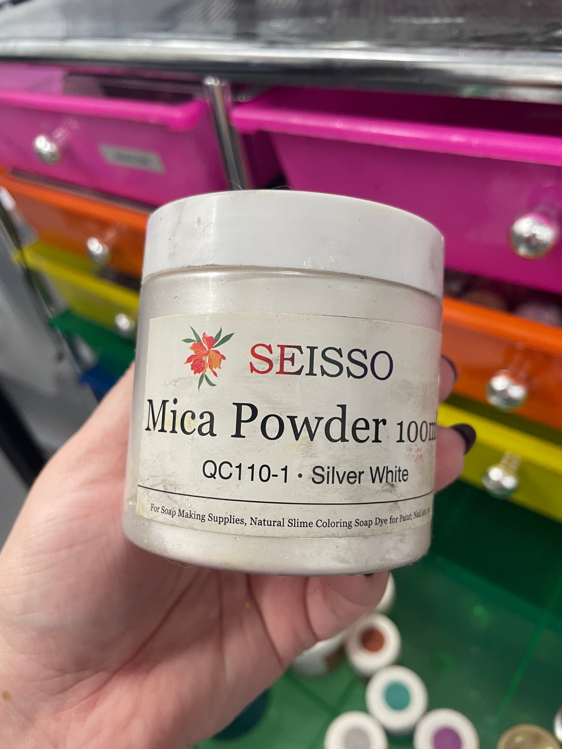 Jar of Silver White Mica Powder